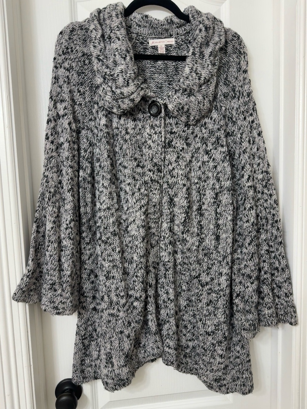 JM Collection black & white marled knit cardigan single button collar 2X